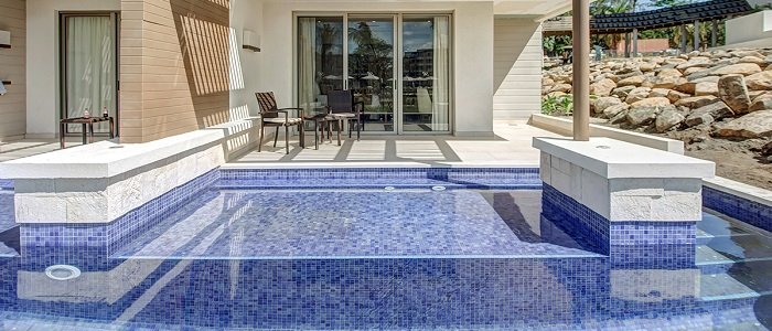 hideaway-royalton-st-lucia-swim-out